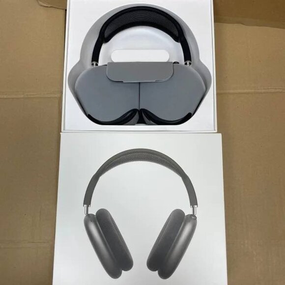 Airpods max - Picture 1 of 5